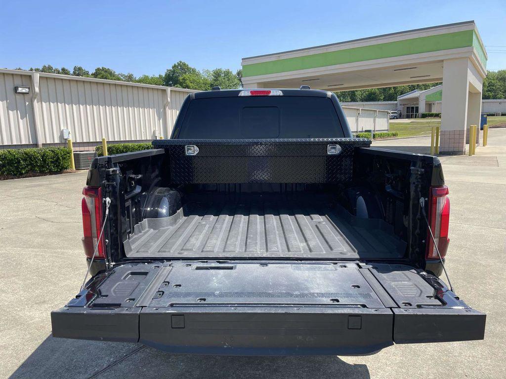 FORD F-150 LARIAT - 10