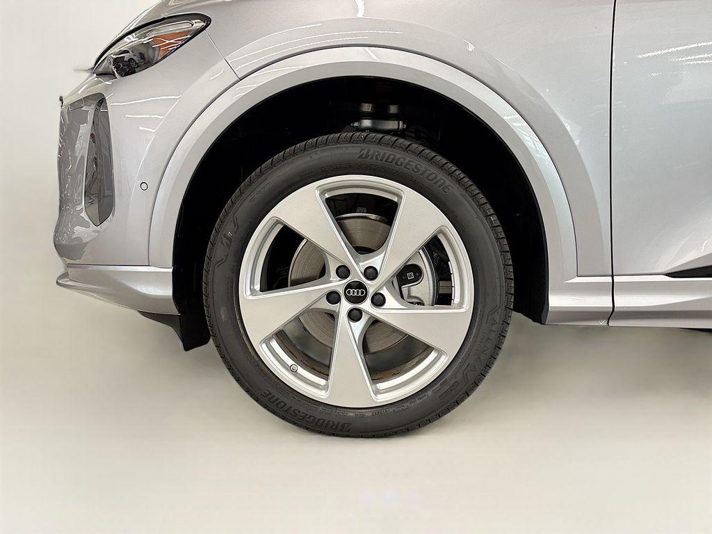 صورة مصغرة 24 لـ 2026 AUDI Q5 PLUS