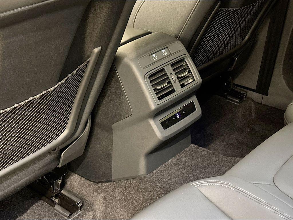 صورة مصغرة 17 لـ 2026 AUDI Q5
