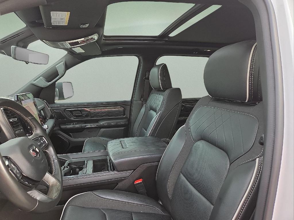 2025 RAM 1500 LIMITED 缩略图 13