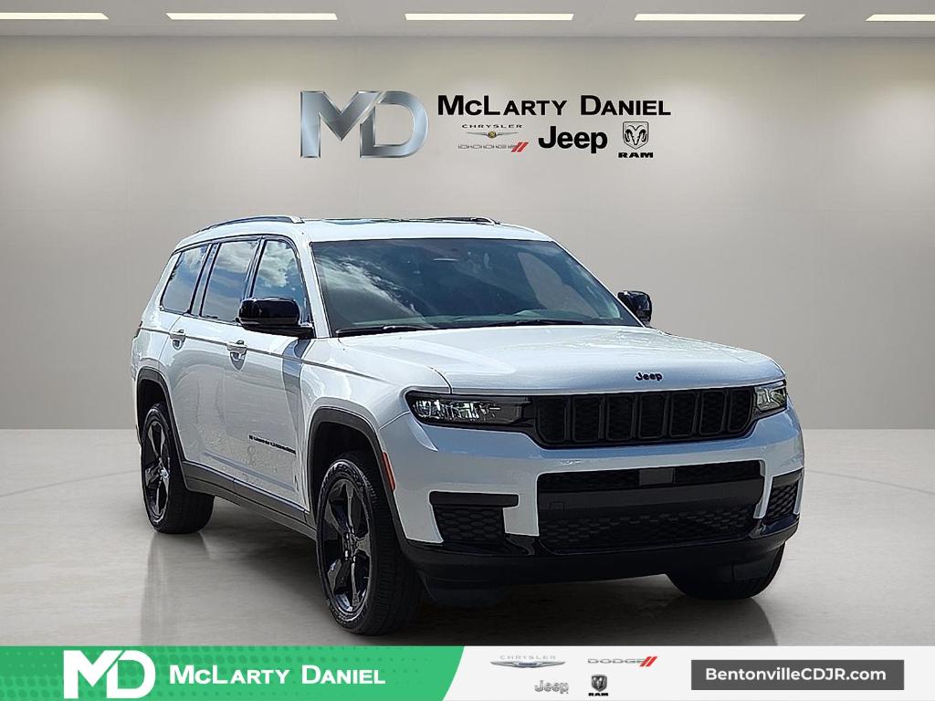 New 2025 Jeep Grand Cherokee L Laredo
