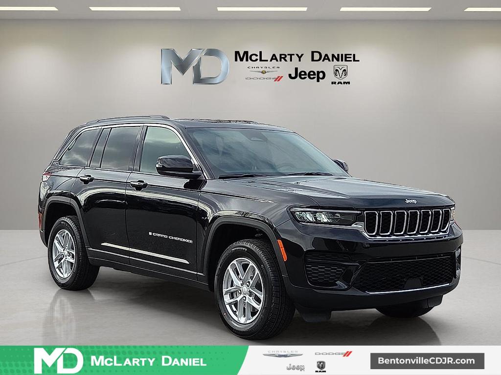 New 2026 Jeep Grand Cherokee Laredo