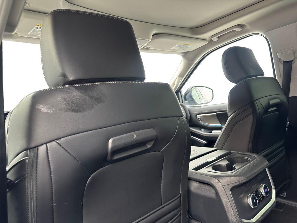 صورة مصغرة 35 لـ 2025 FORD EXPEDITION PLATINUM