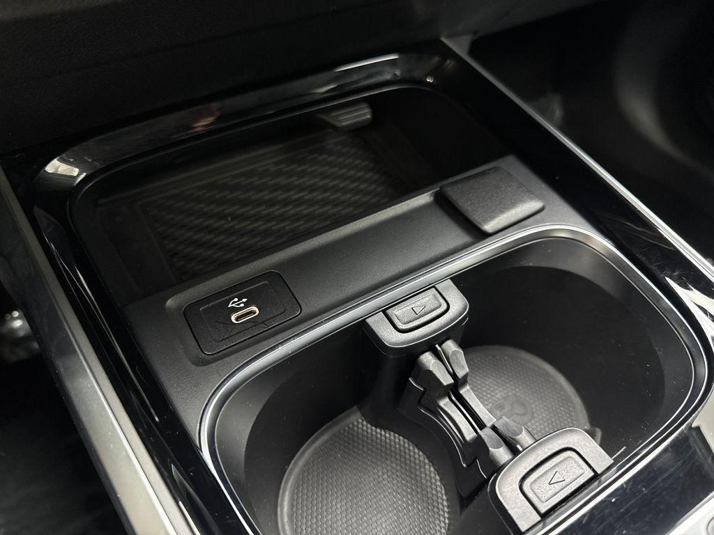 صورة مصغرة 65 لـ 2025 Mercedes-BENZ GLB
