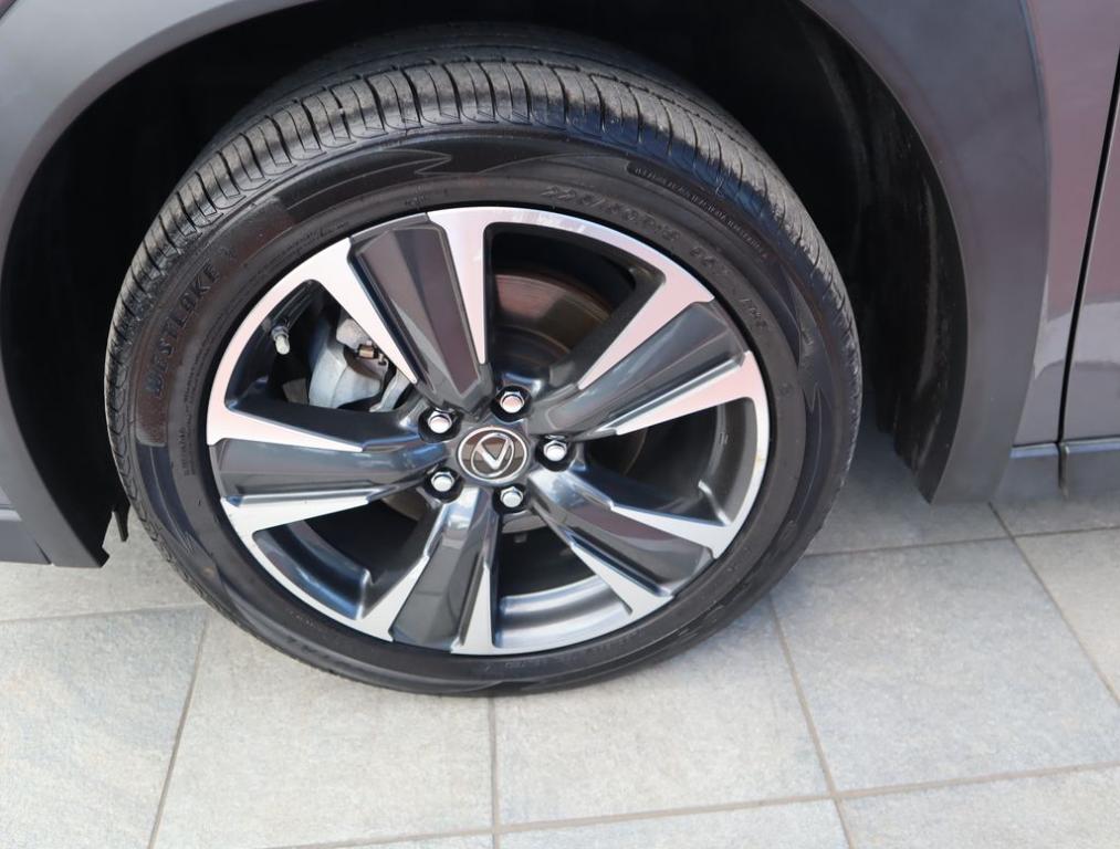 2022 Lexus UX 200 BASE — фото 9