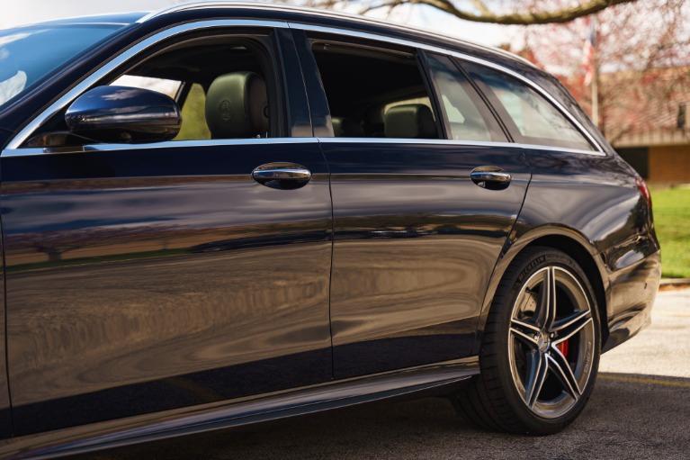 MERCEDES-BENZ E-CLASS AMG - 8