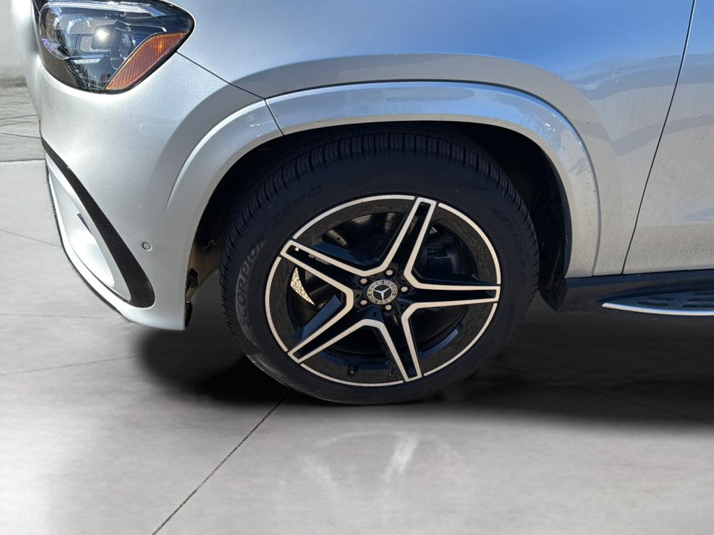 MERCEDES-BENZ GLS - 9