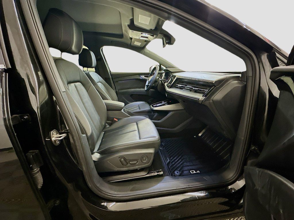 2024 AUDI Q4 E-TRON PREMIUM PLUS 55 QUATTRO — миниатюра 30