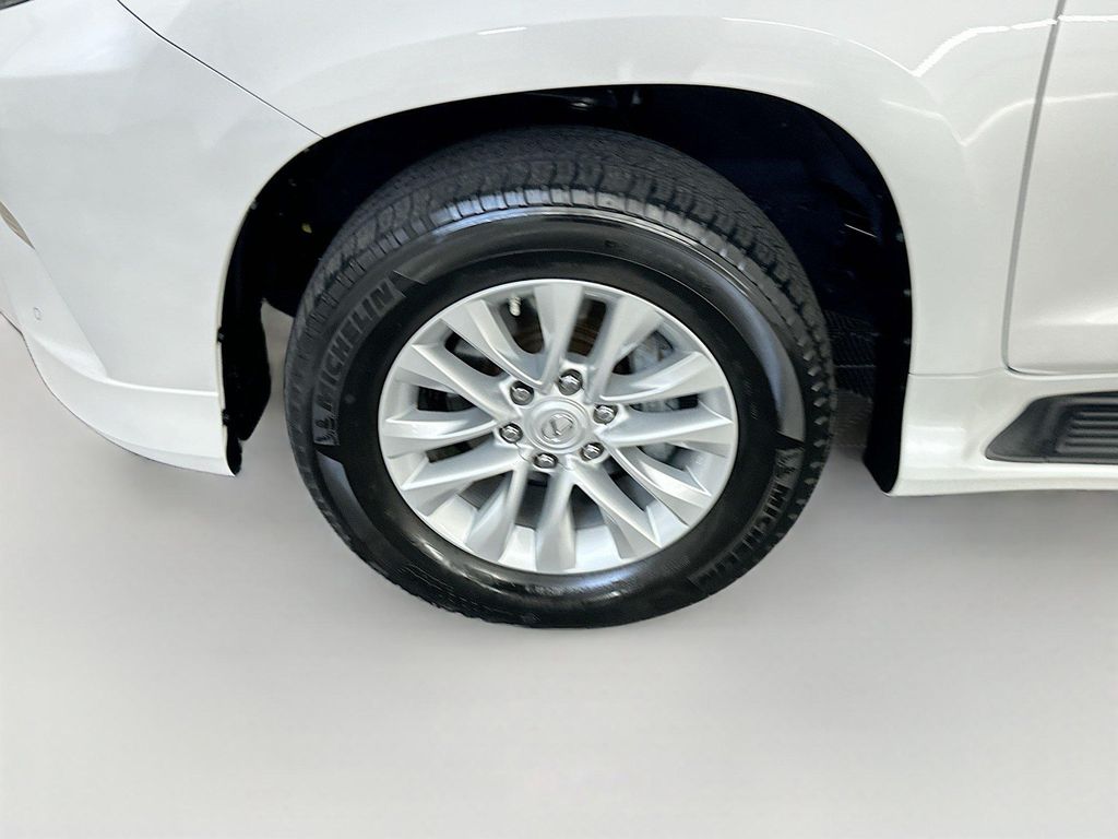 2023 Lexus GX 460 PREMIUM — фото 9
