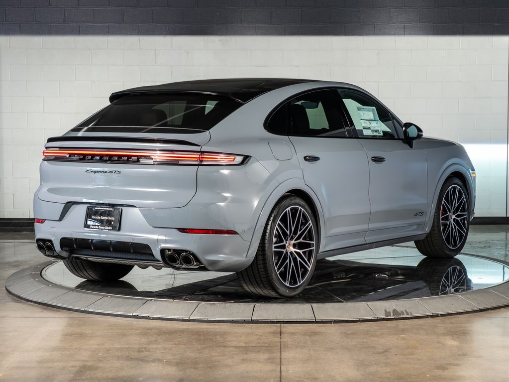 PORSCHE CAYENNE GTS - 9