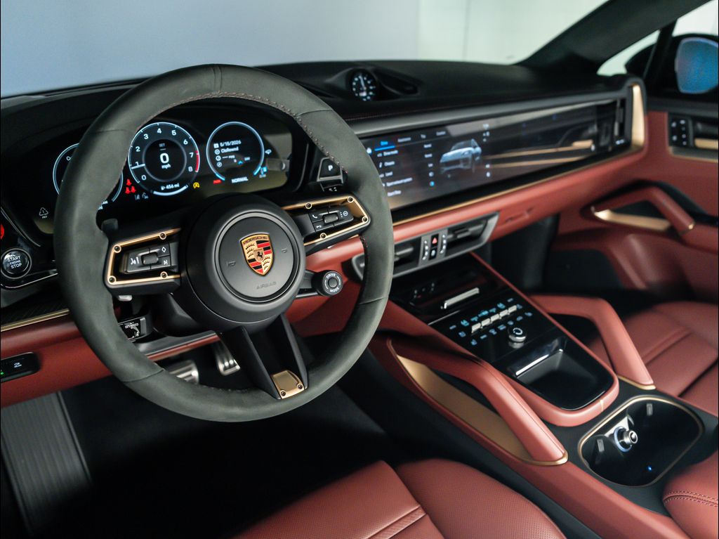 PORSCHE CAYENNE GTS - 4