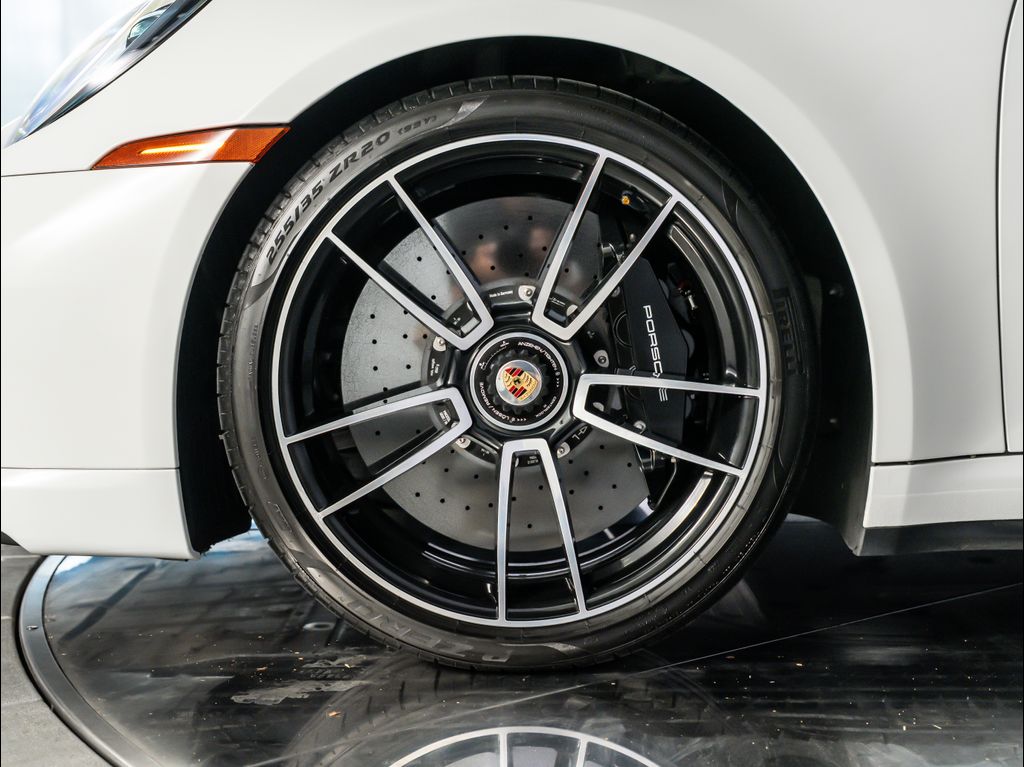 2021 Porsche 911 TURBO S thumbnail 19