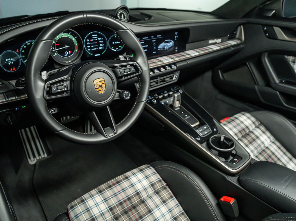 2025 Porsche 911 TURBO — фото 4