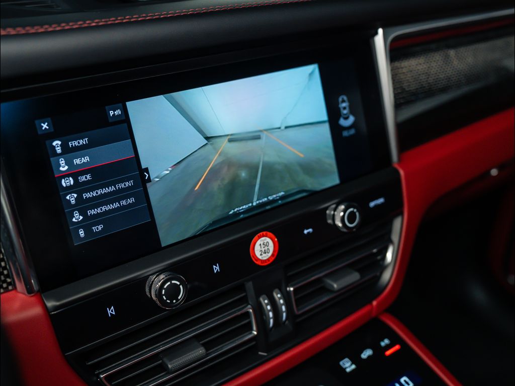 صورة مصغرة 28 لـ 2026 Porsche MACAN MACAN GTS