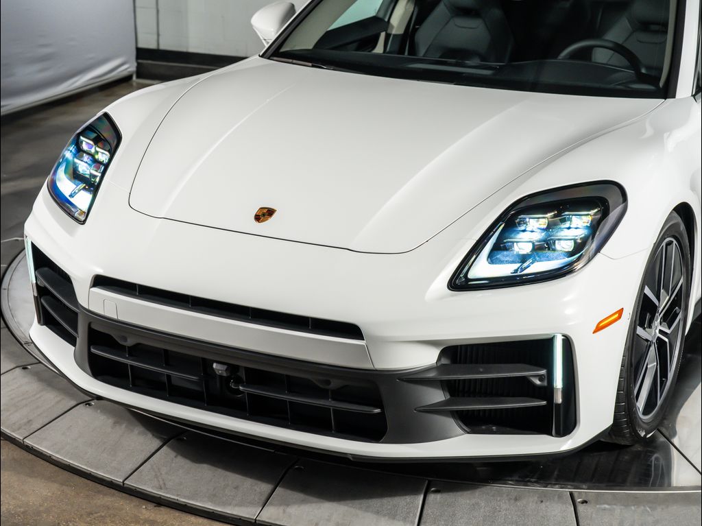 صورة 11 لـ 2026 Porsche PANAMERA 4S E-HYBRID