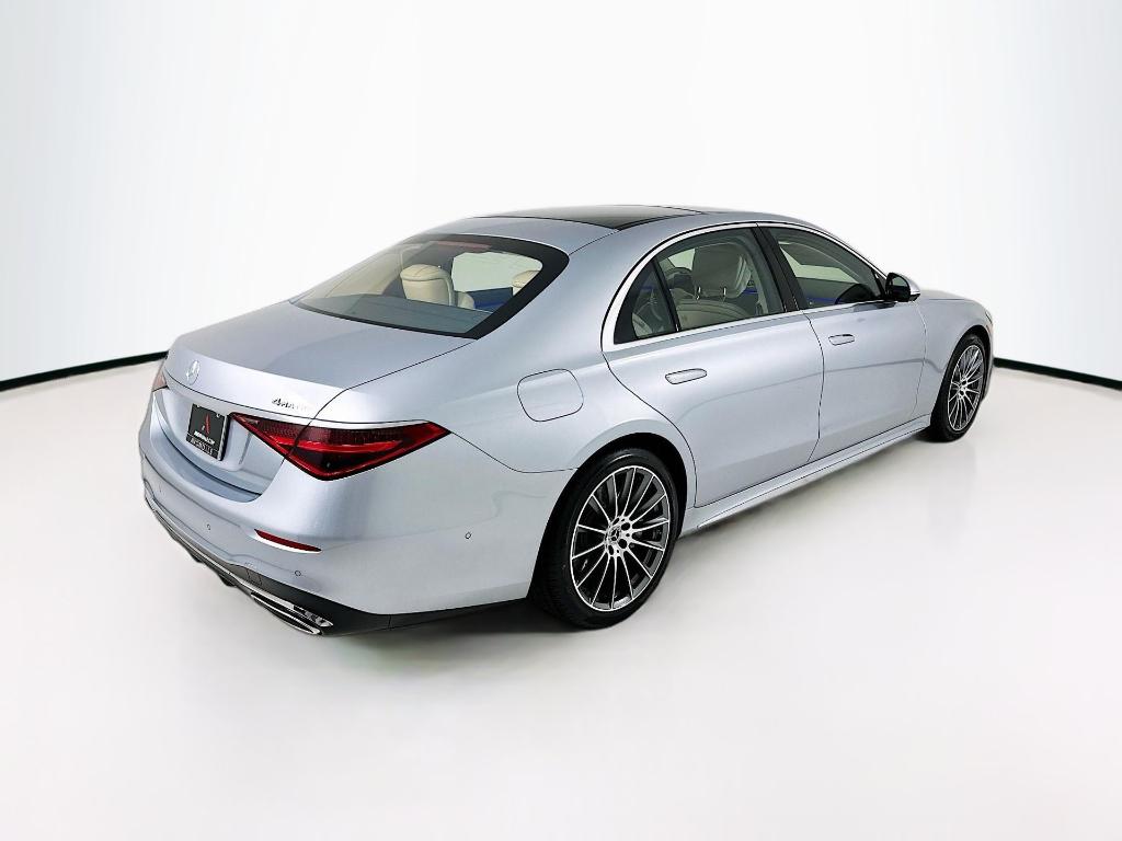 MERCEDES-BENZ S-CLASS - 8