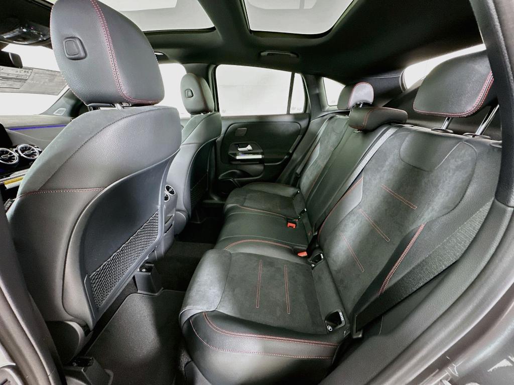 2026 Mercedes-BENZ GLA 缩略图 25