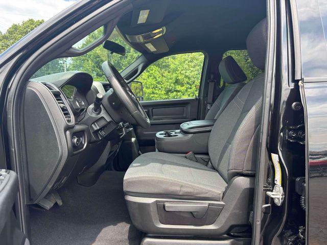 2024 RAM 2500 TRADESMAN CREW CAB 4X4 6'4' BOX — фото 3