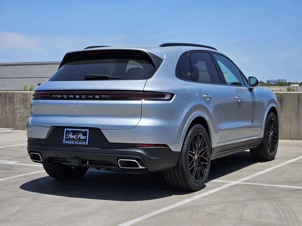 صورة 7 لـ 2026 Porsche CAYENNE