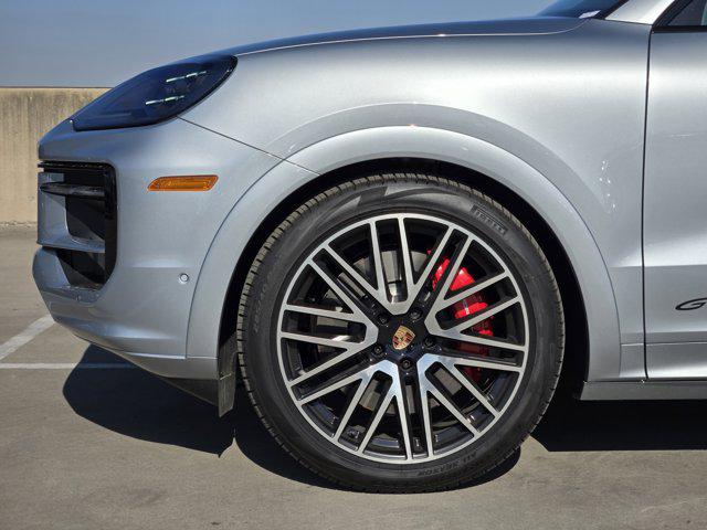 2026 Porsche CAYENNE GTS 缩略图 13