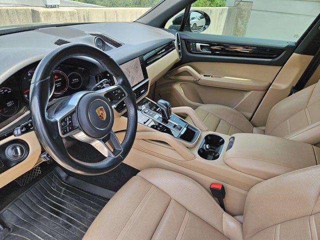 PORSCHE CAYENNE - 4