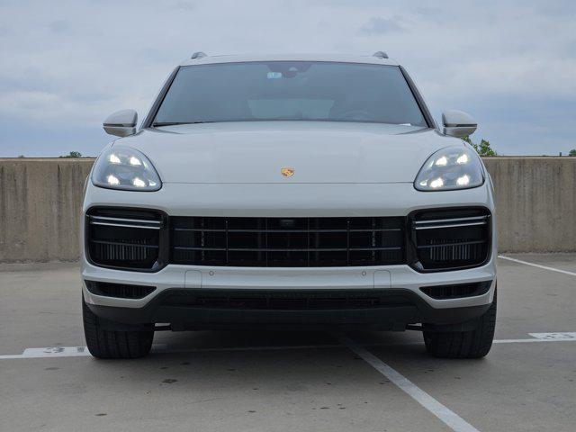 PORSCHE CAYENNE - 10