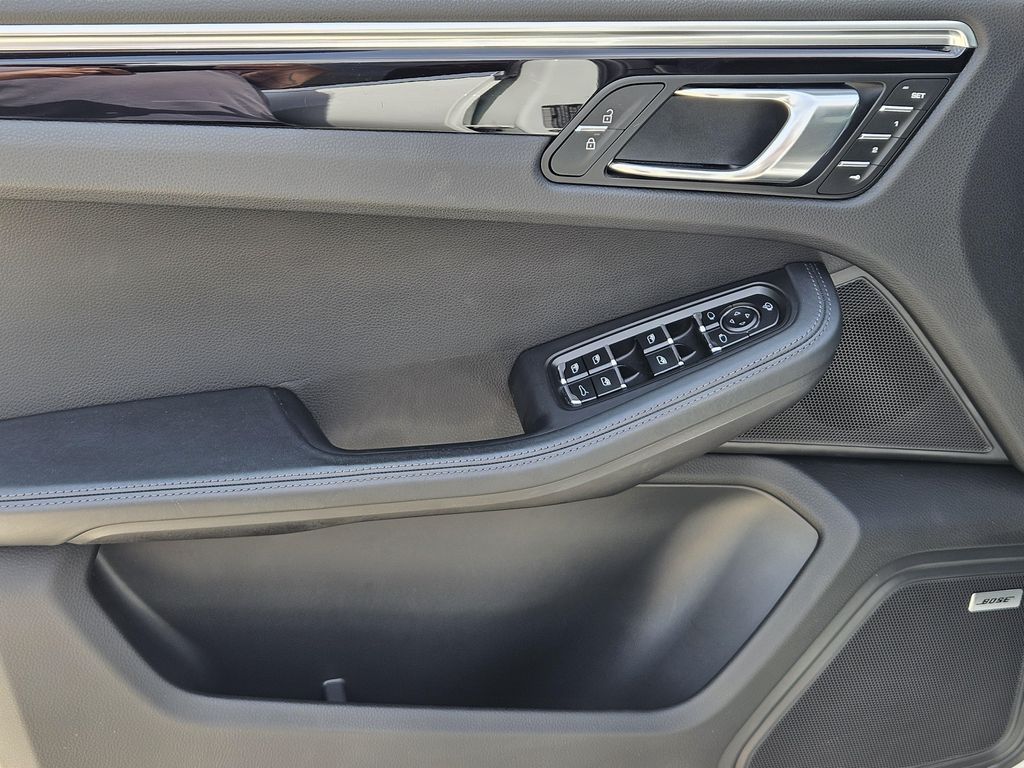 صورة مصغرة 21 لـ 2023 Porsche MACAN