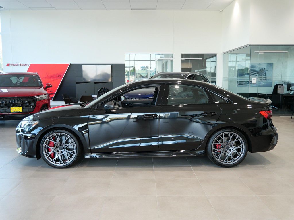2026 AUDI RS 3 TFSI QUATTRO S TRONIC 缩略图 3