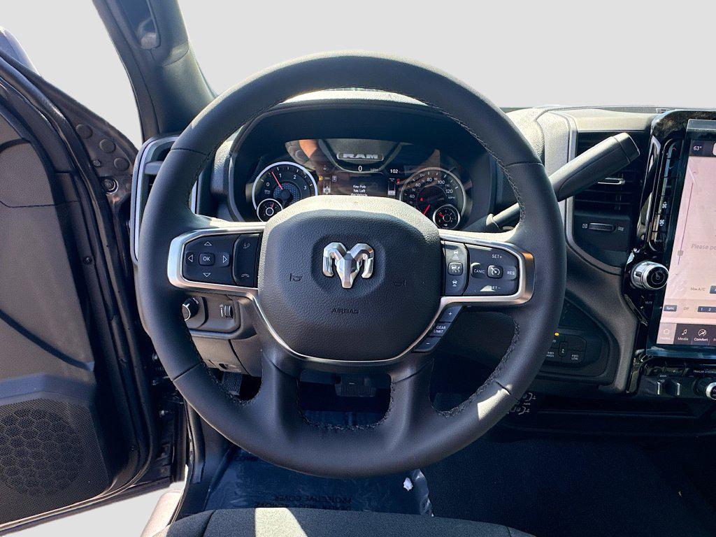 2026 RAM 3500 TRADESMAN CREW CAB 4X4 8' BOX — миниатюра 11