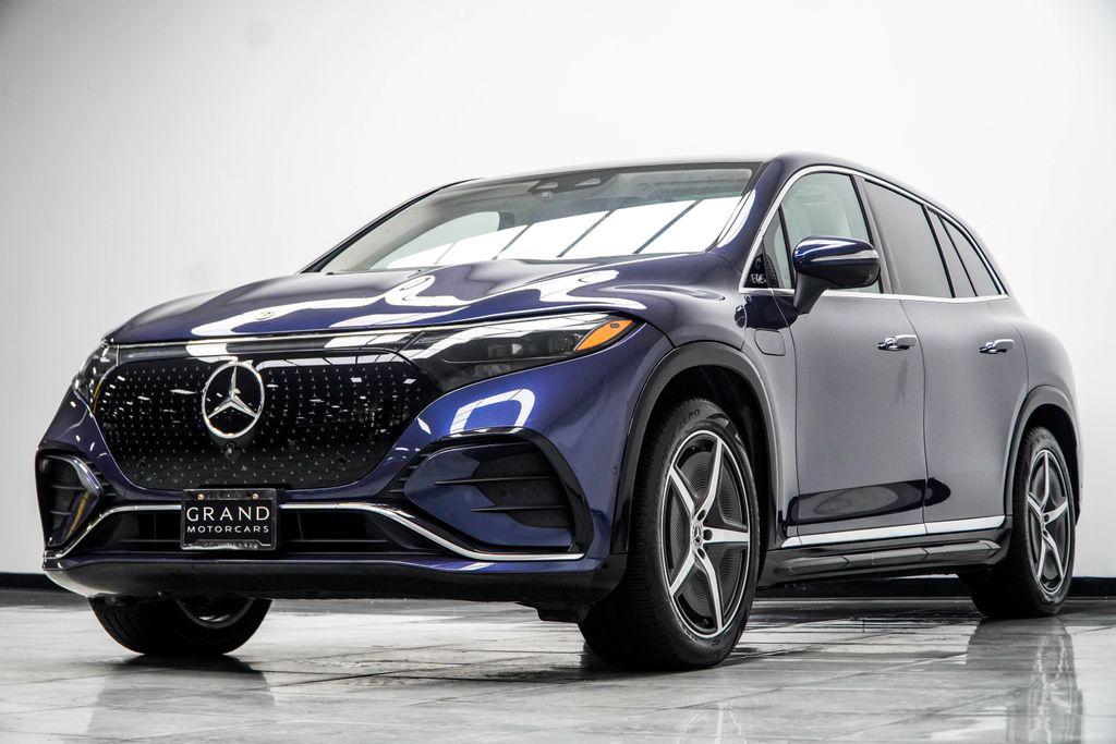 صورة 9 لـ 2023 Mercedes-BENZ EQS