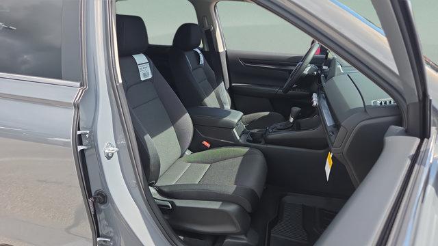 صورة مصغرة 17 لـ 2026 Honda CR-V LX