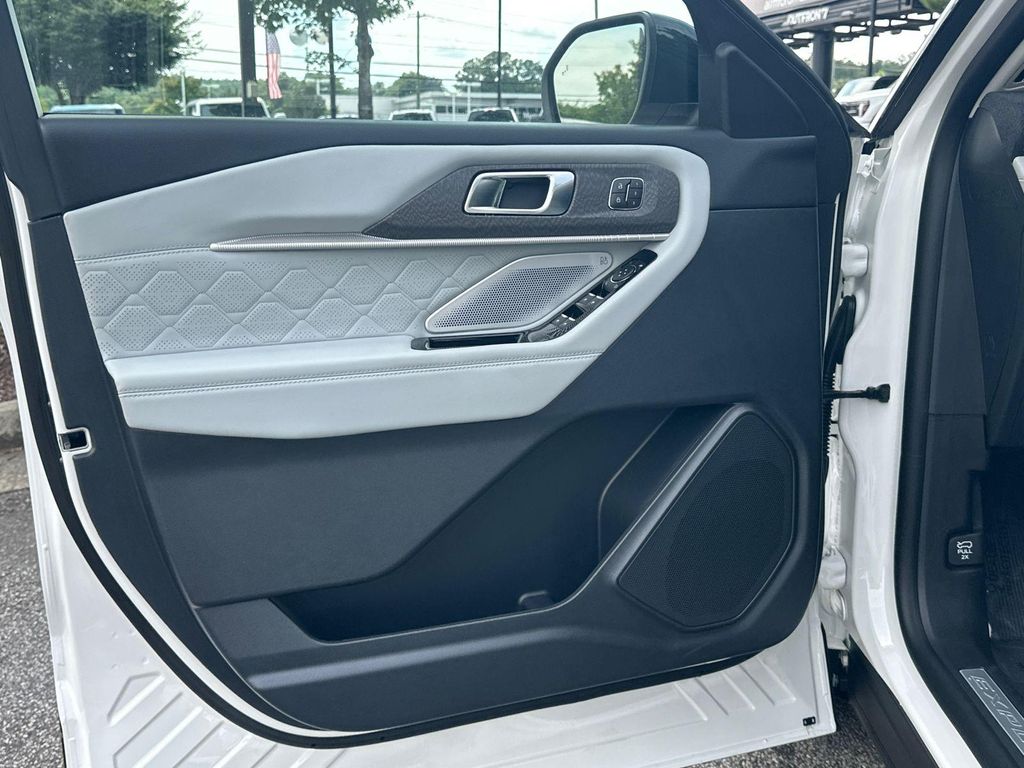 صورة مصغرة 11 لـ 2026 FORD EXPLORER PLATINUM