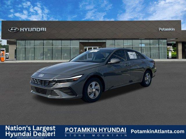 New 2026 Hyundai ELANTRA SE
