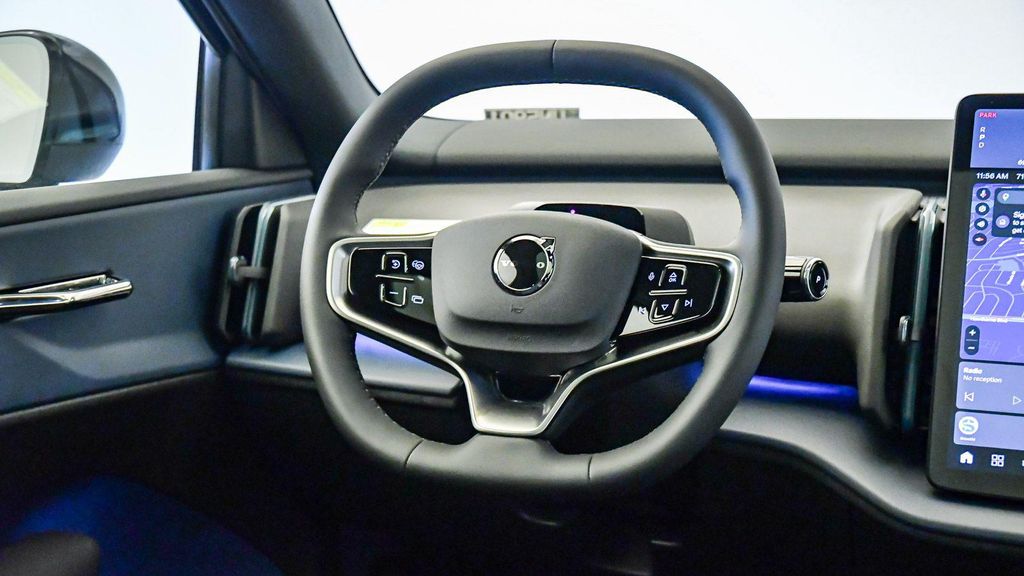 صورة مصغرة 13 لـ 2026 Volvo EX30 PLUS TWIN MOTOR PERFORMANCE, FULLY ELECTRIC