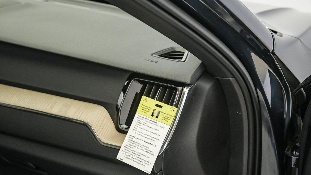 2026 Volvo XC60 B5 PLUS 缩略图 16