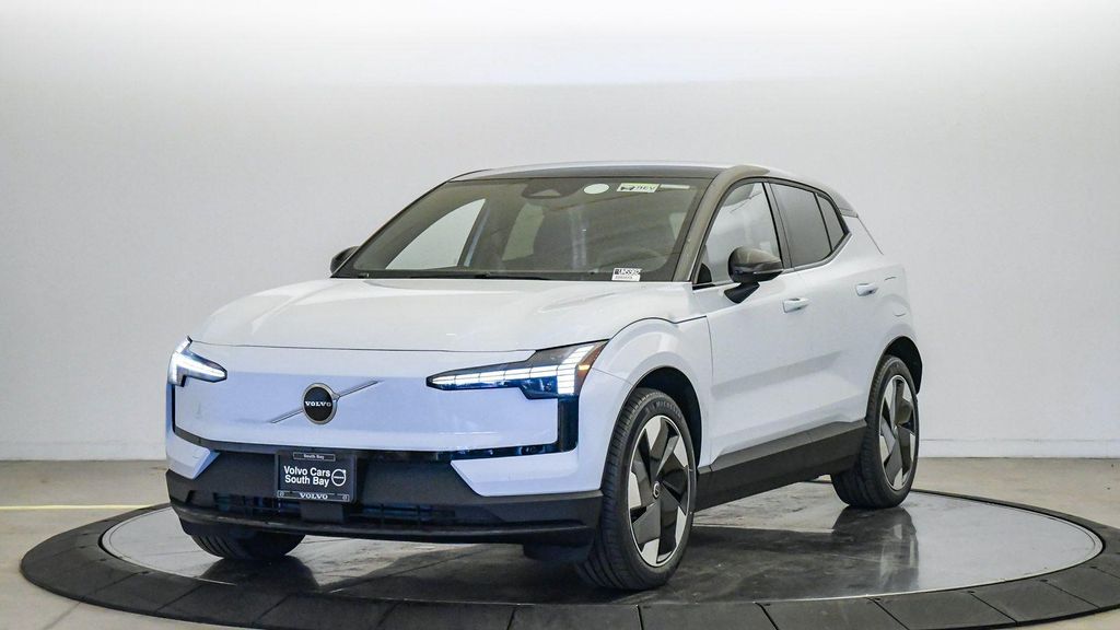 New 2026 Volvo EX30 Plus Twin Motor Performance, Fully electric