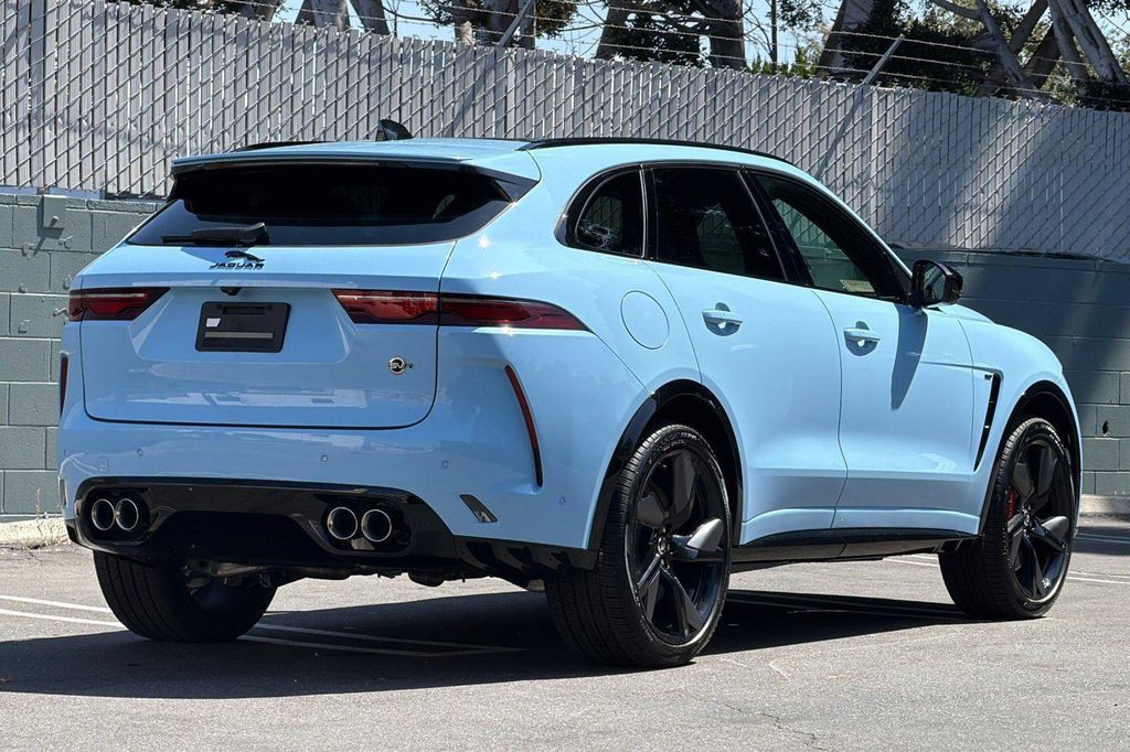 2026 Jaguar F-PACE SVR P550 AWD AUTOMATIC 照片 9