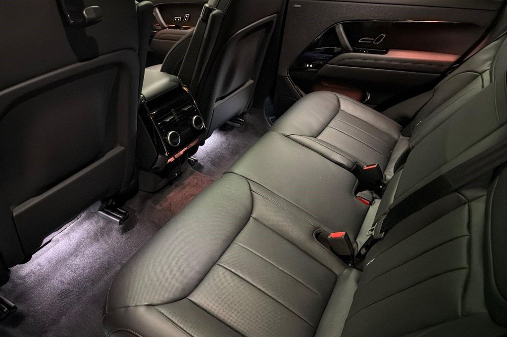 صورة مصغرة 26 لـ 2026 LAND Rover RANGE ROVER SPORT SE