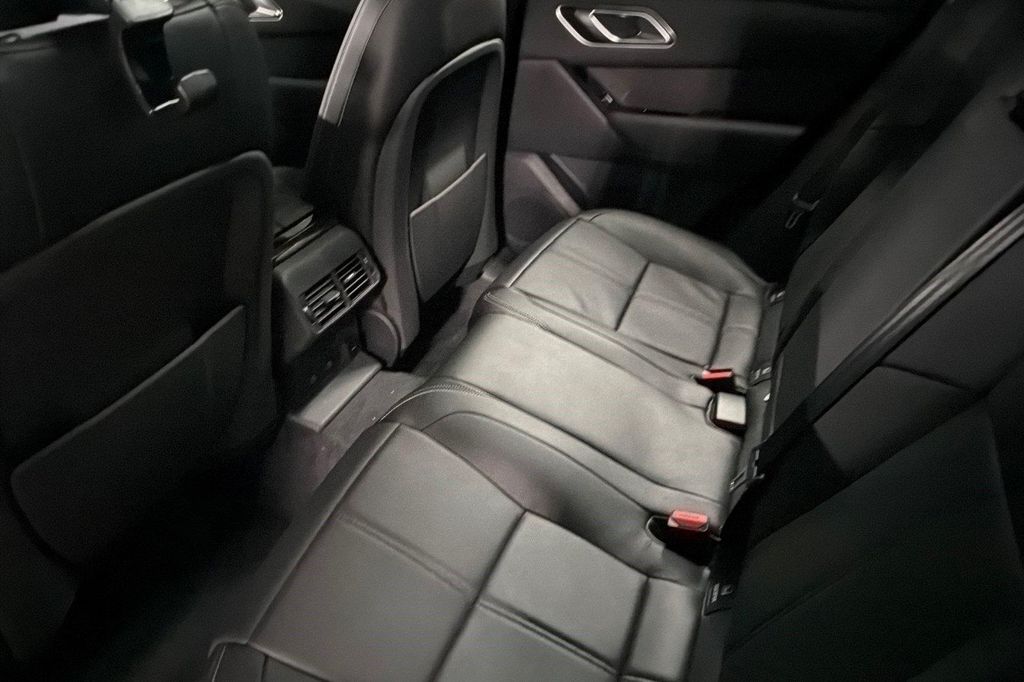 2026 LAND Rover RANGE ROVER VELAR BELGRAVIA EDITION — миниатюра 23