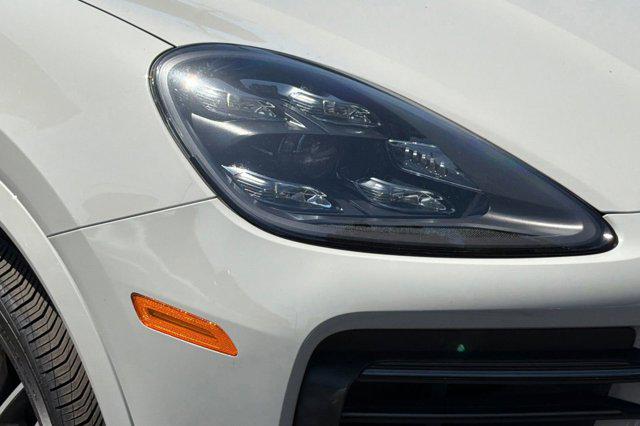 PORSCHE CAYENNE - 10