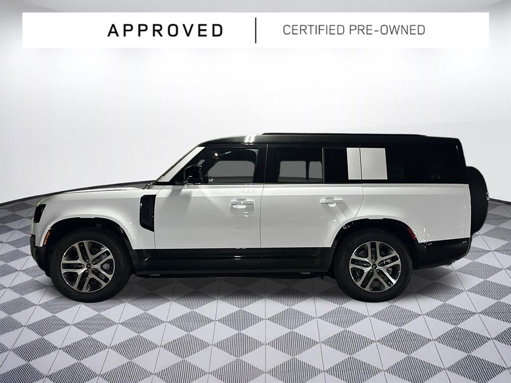 صورة 2 لـ 2025 LAND Rover DEFENDER 130 P400 X-DYNAMIC SE