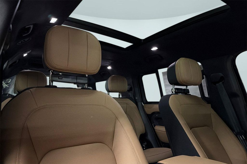 2026 LAND Rover DEFENDER V8 — миниатюра 26