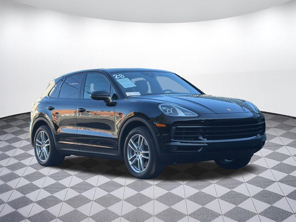 صورة 7 لـ 2023 Porsche CAYENNE