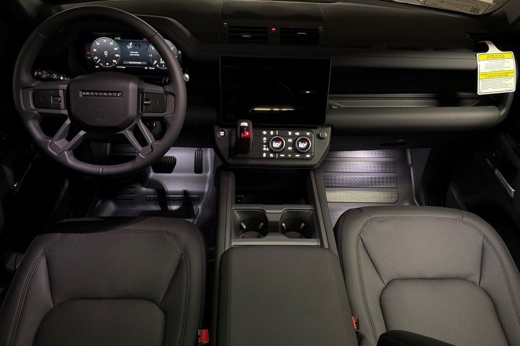 2026 LAND Rover DEFENDER P300 S — миниатюра 14