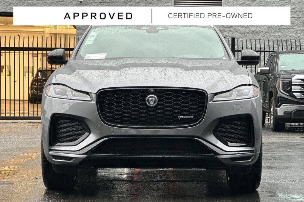 صورة مصغرة 27 لـ 2025 Jaguar F-PACE R-DYNAMIC S P400 AWD AUTOMATIC