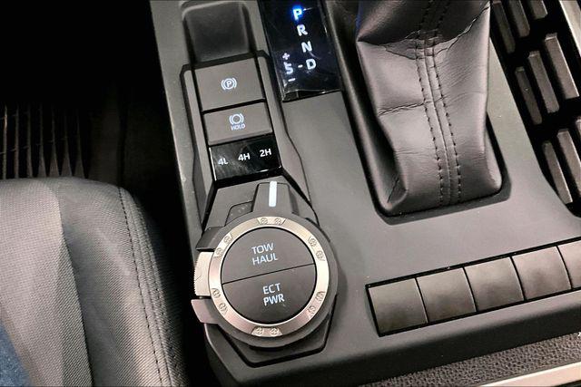 صورة مصغرة 38 لـ 2025 Toyota TACOMA SR5