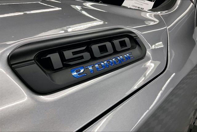 صورة مصغرة 35 لـ 2025 RAM 1500 TRADESMAN