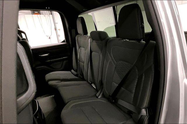 صورة مصغرة 24 لـ 2025 RAM 1500 TRADESMAN