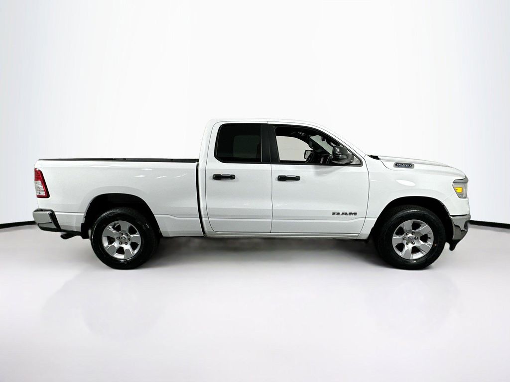2023 RAM 1500 BIG HORN/LONE STAR photo 4