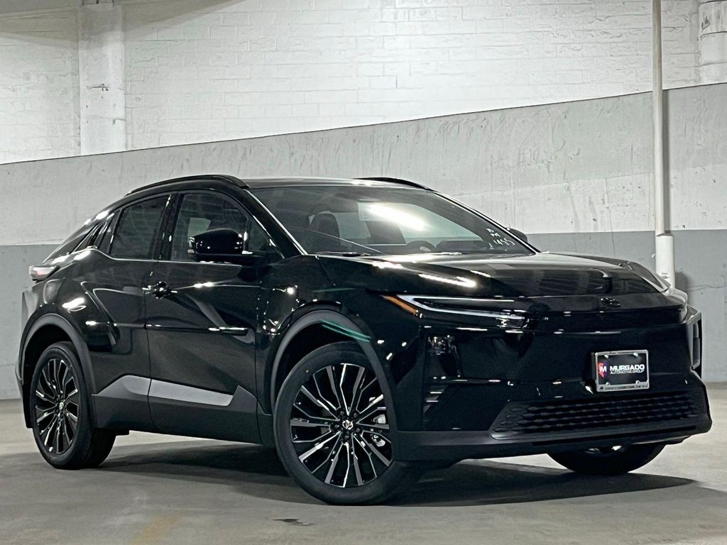 New 2026 Toyota C-HR XSE